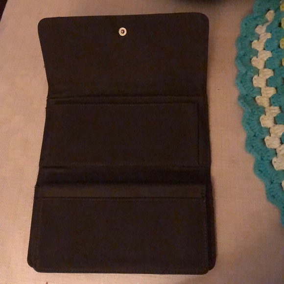 Tommy Hilfiger trifold wallet - Picture 2 of 5